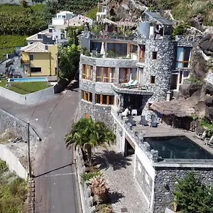 Castelo Do Mar, Madeira Apartment