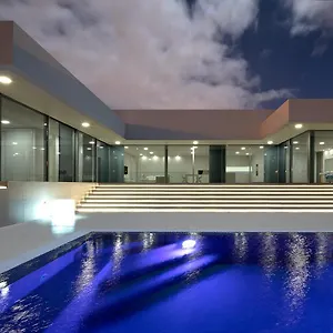 Camacho - Ultra Luxury Ferienhaus